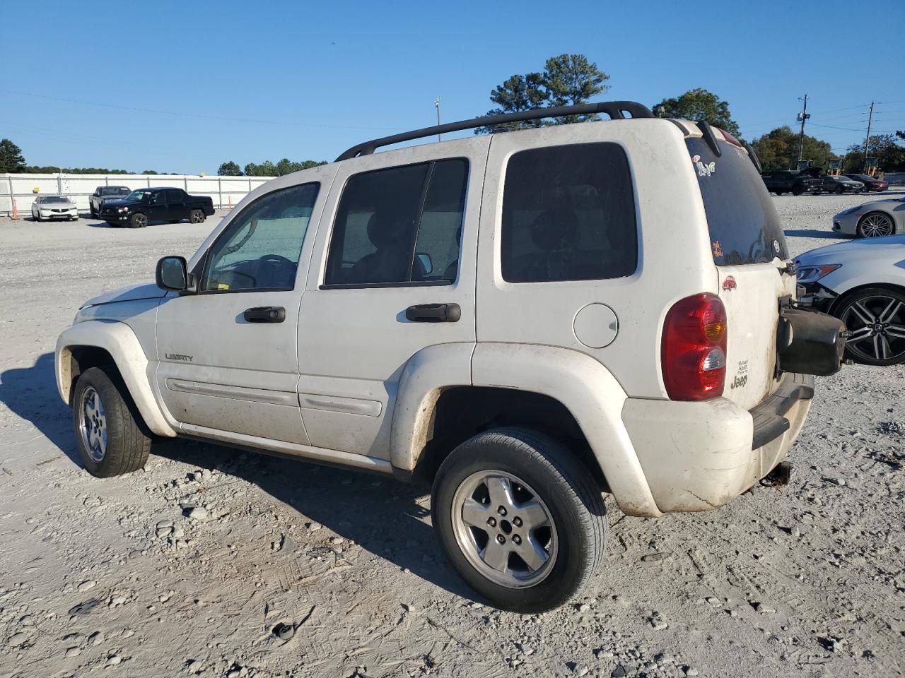 2004 Jeep Liberty (North America) - Image 2