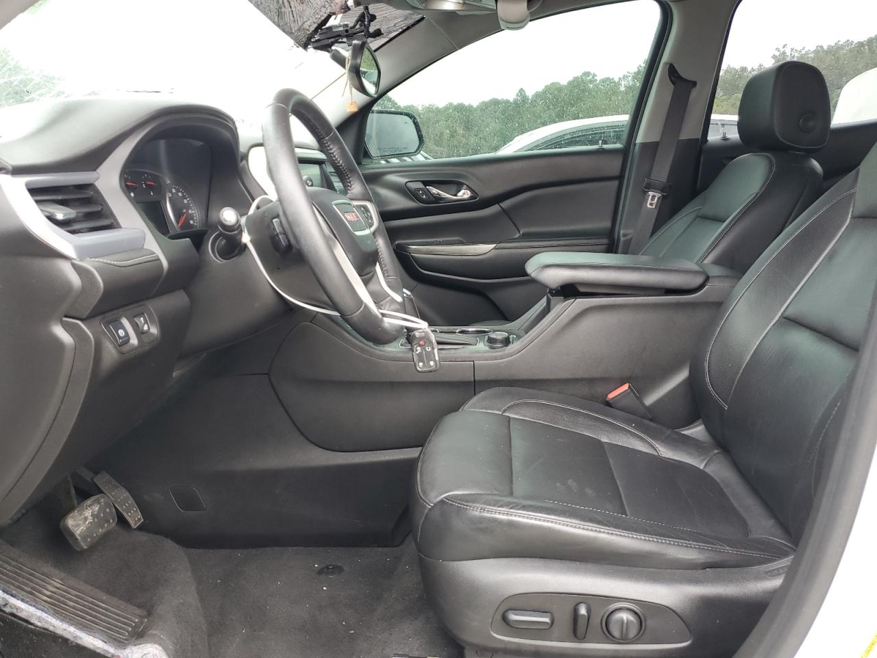 2017 GMC Acadia - Image 7