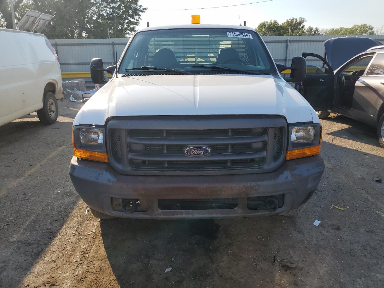 2000 Ford F250 Super Duty VIN: 1FTNF20F7YED68355 Lot: 75050664