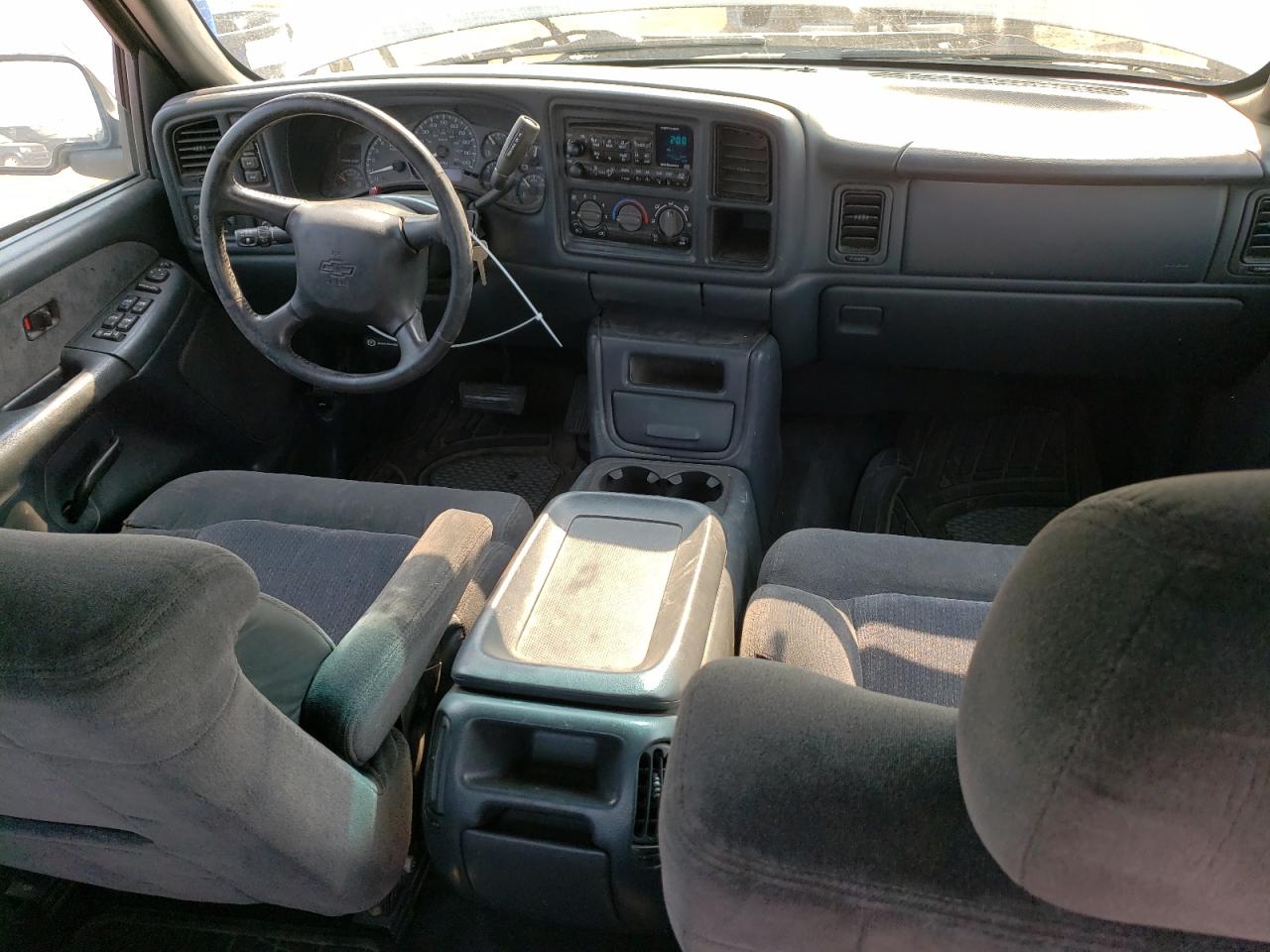 2001 Chevrolet Silverado - Image 8