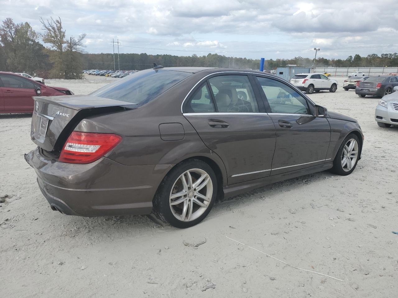 VIN WDDGF8AB3EG196547 2014 MERCEDES-BENZ C-CLASS no.3