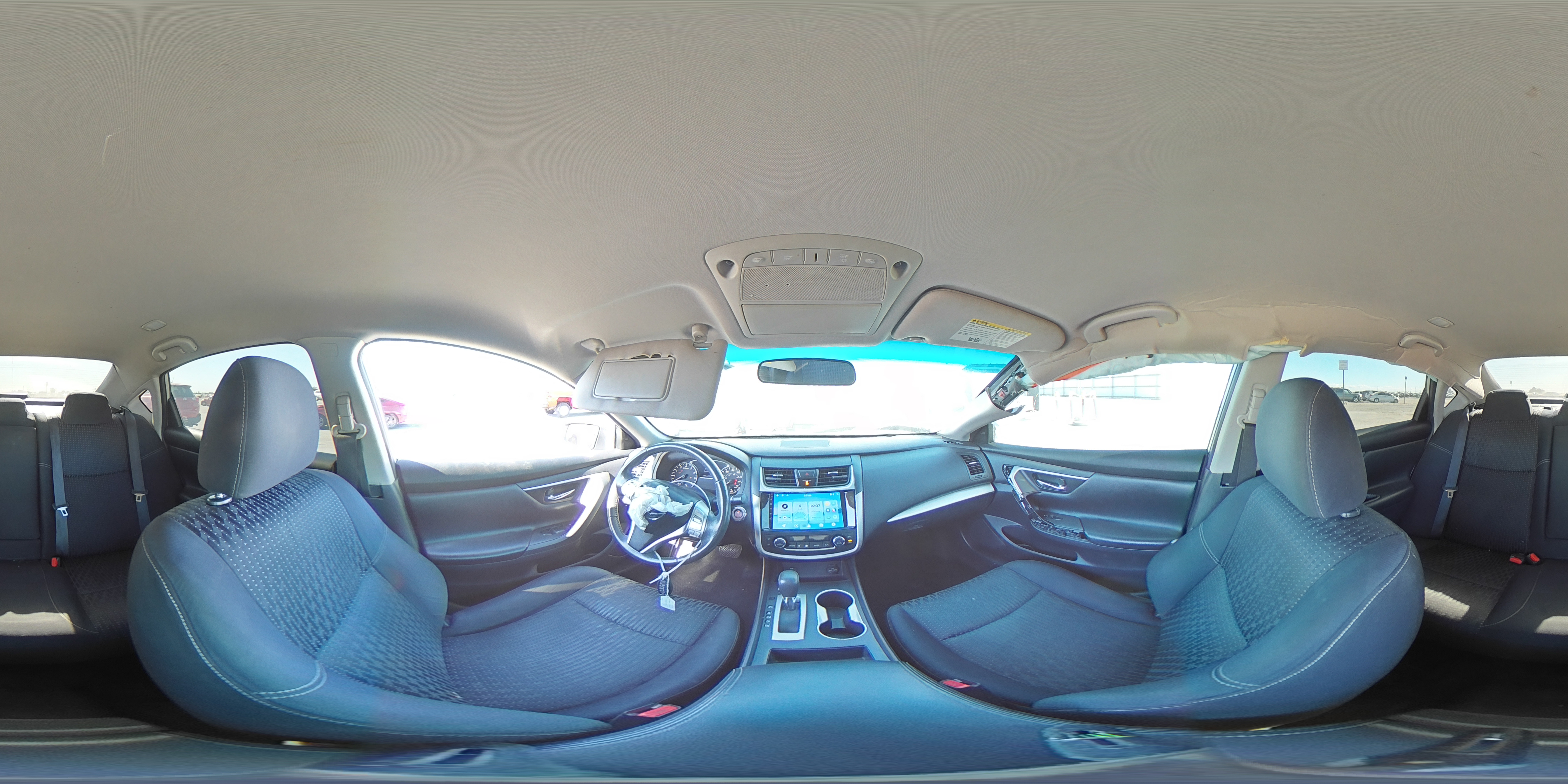 2017 Nissan Altima - Image 13