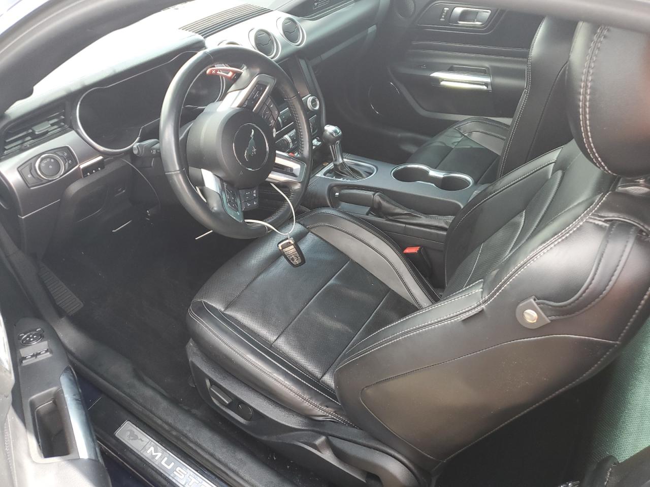 2020 Ford Mustang - Image 7