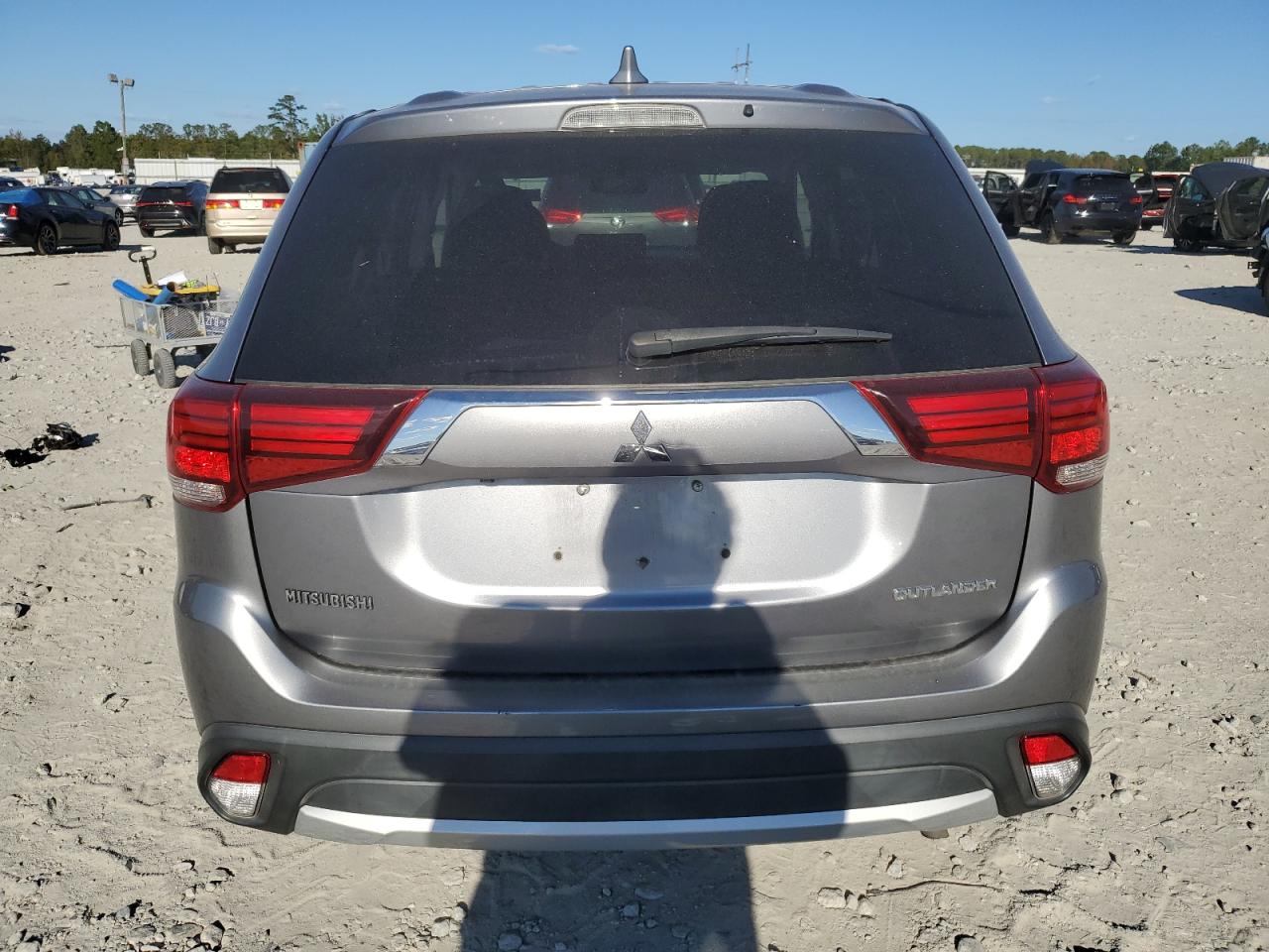 2018 Mitsubishi Outlander Es VIN: JA4AD2A32JZ052282 Lot: 76048084