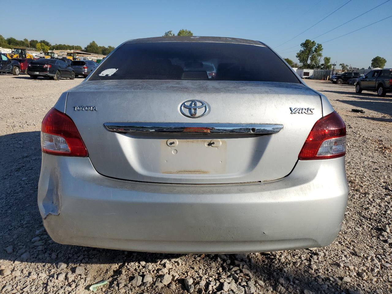 2010 Toyota Yaris VIN: JTDBT4K35A1355272 Lot: 74012204