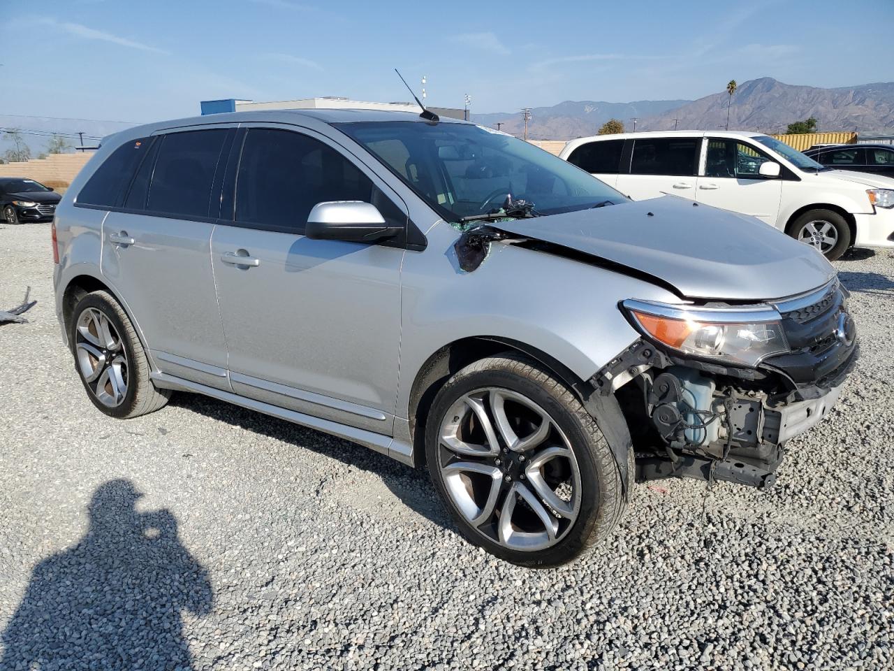 2014 Ford Edge - Image 4