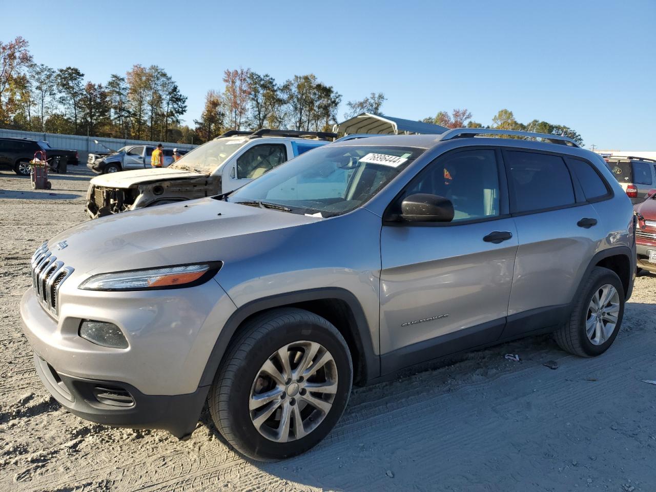 2015 Jeep Cherokee Sport VIN: 1C4PJLAB1FW637403 Lot: 76896444