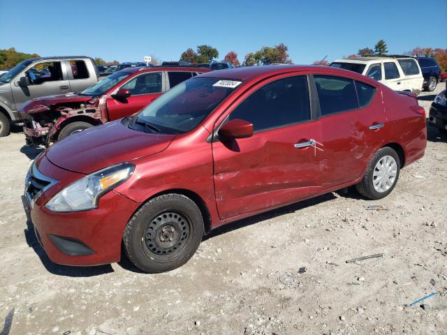  NISSAN VERSA 2019 Червоний