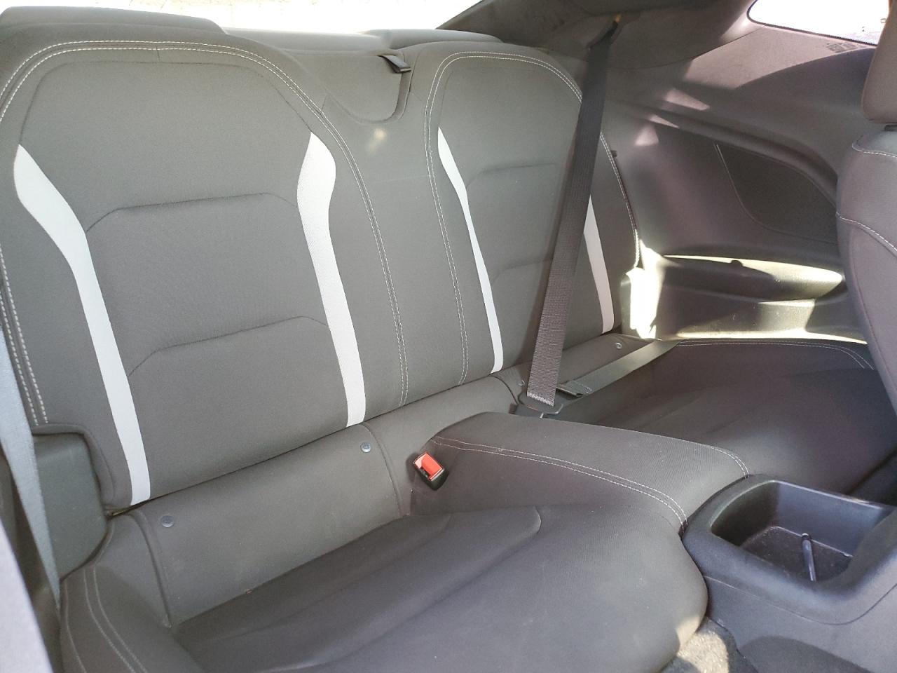 2018 Chevrolet Camaro - Image 10