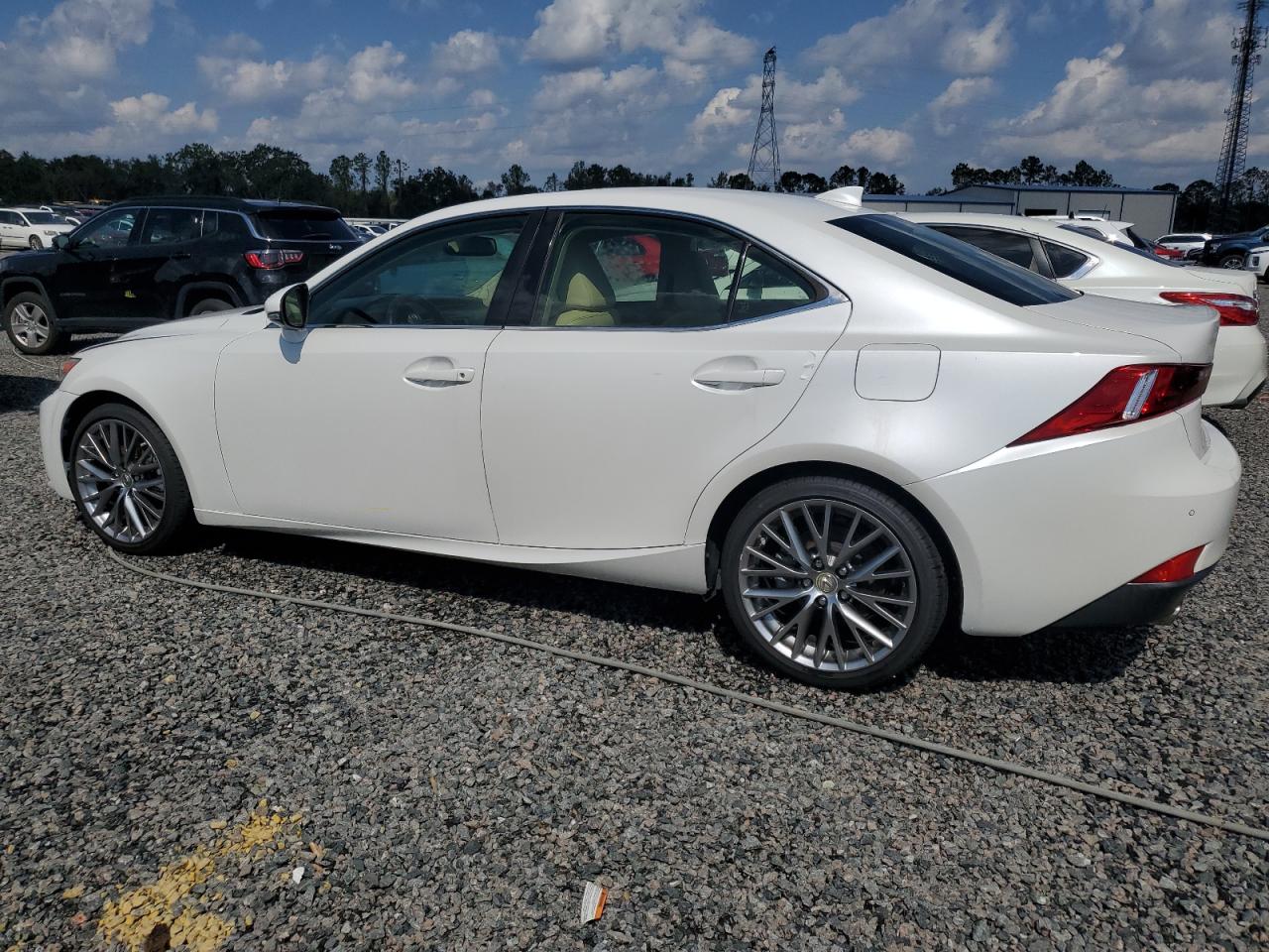 2015 Lexus IS - Image 2