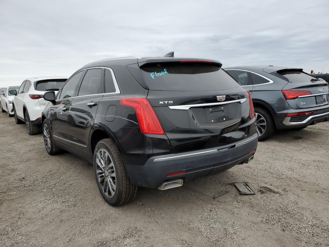 2018 Cadillac XT5 - Image 2