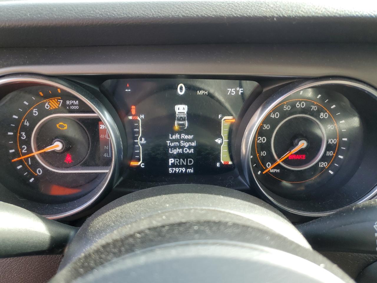 2019 Jeep Wrangler - Image 9