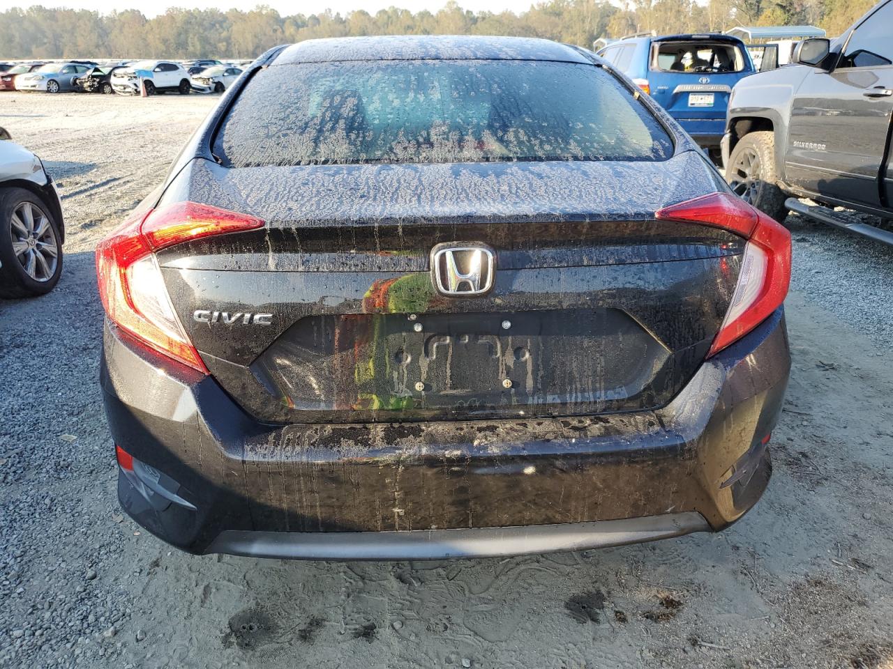 19XFC2F5XHE226243 2017 Honda Civic Lx