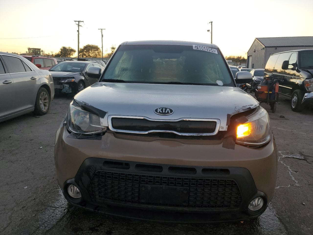 VIN KNDJP3A55G7820720 2016 KIA SOUL no.5