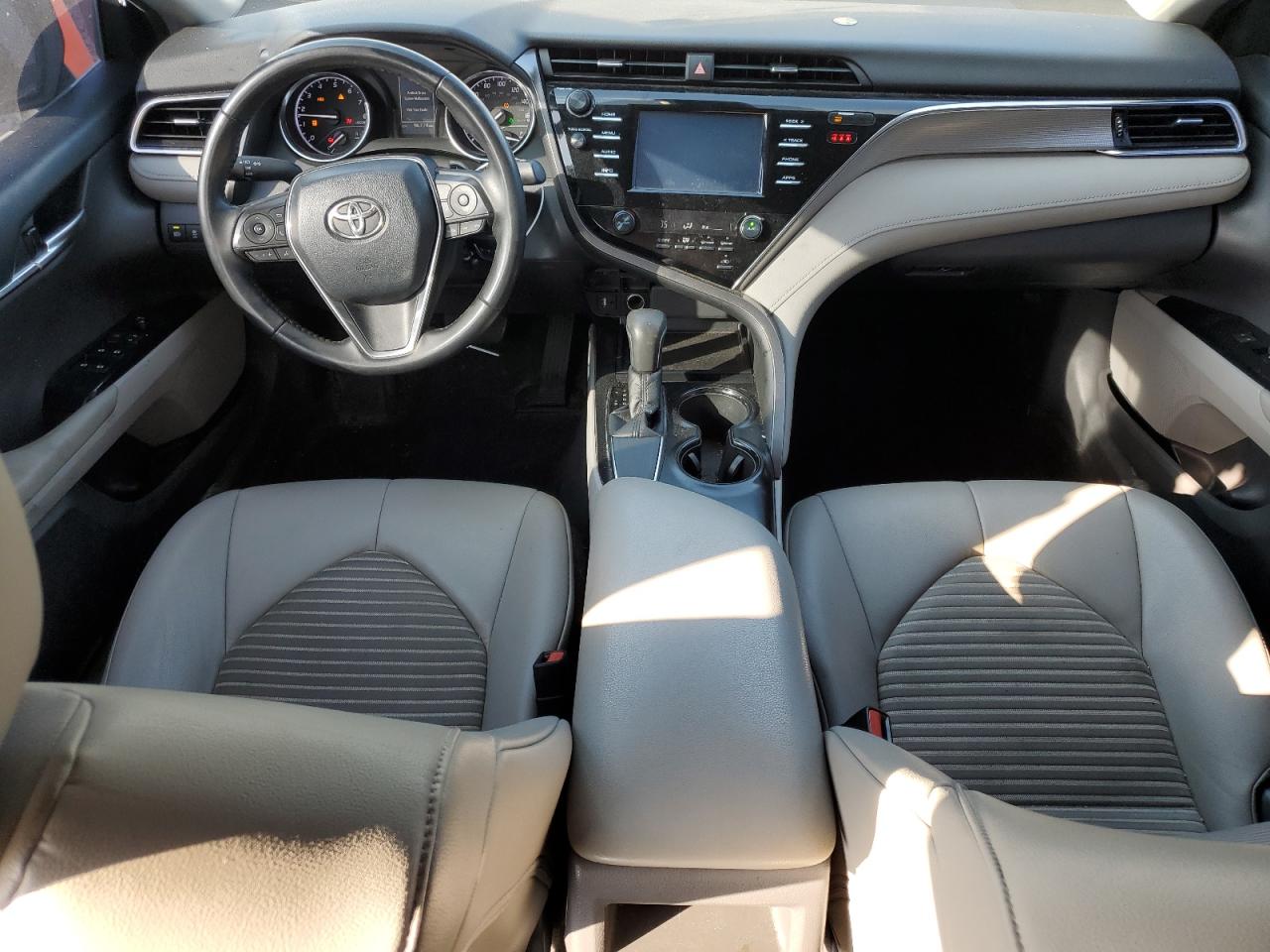 2018 Toyota Camry - Image 8