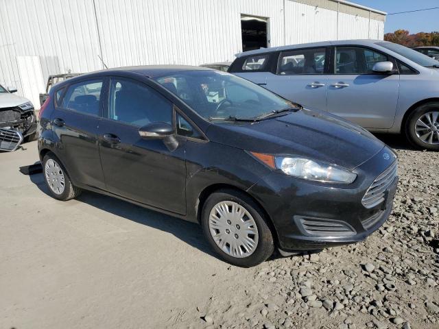 Хетчбеки FORD FIESTA 2014 Чорний