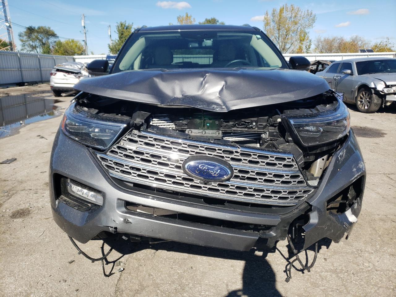 2023 Ford Explorer - Image 5