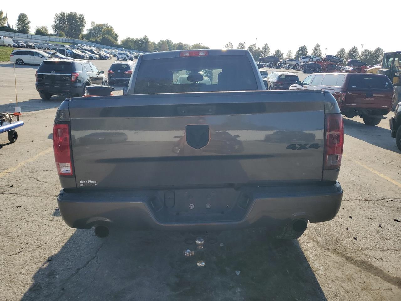 1C6RR7FT7JS172305 2018 Ram 1500 St