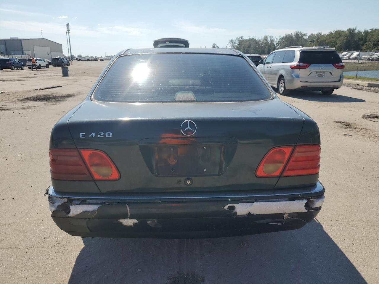 1997 Mercedes-Benz E 420 VIN: WDBJF72F1VA281996 Lot: 77766764