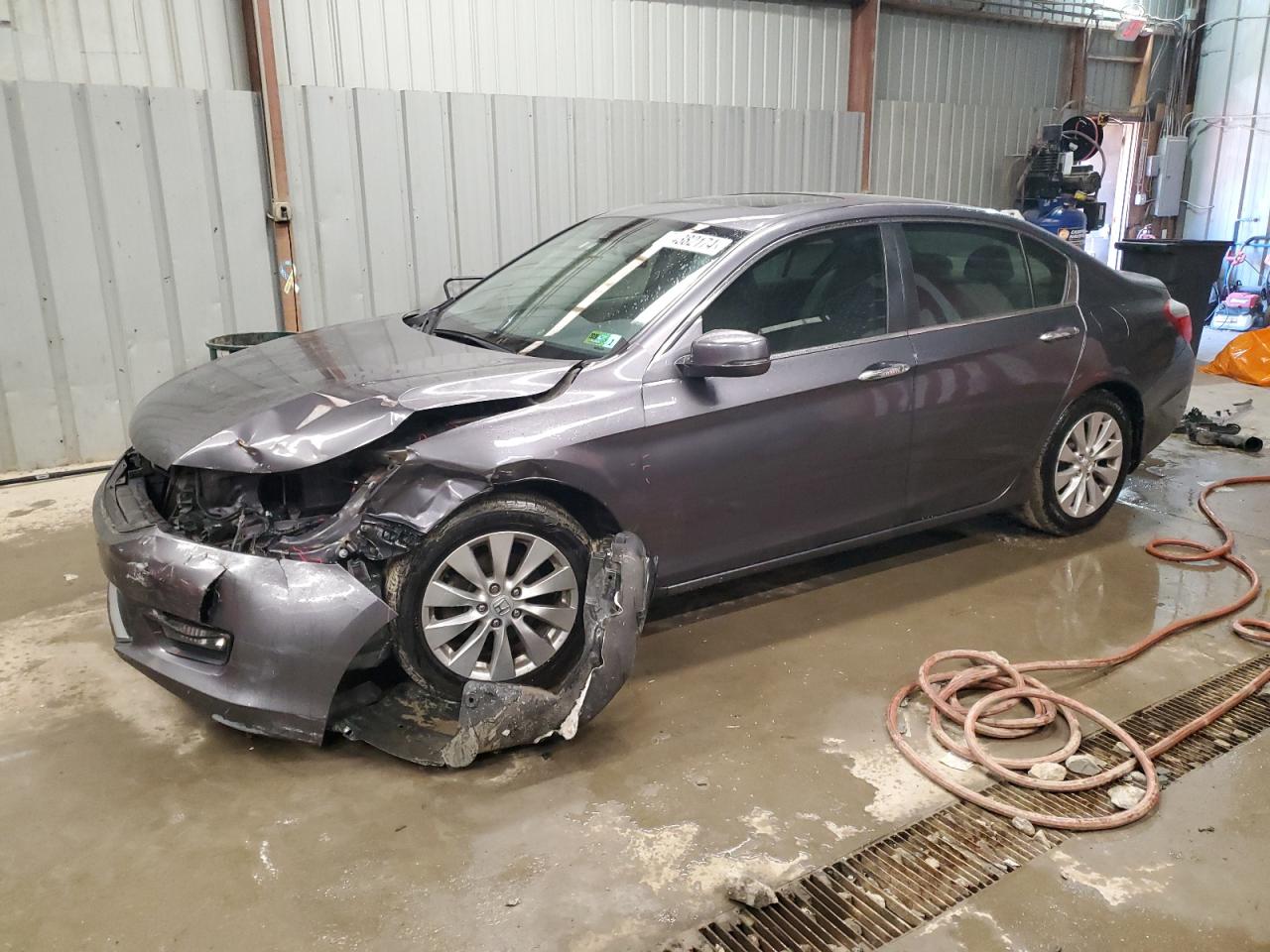 1HGCR2F84FA025919 2015 HONDA ACCORD - Image 1