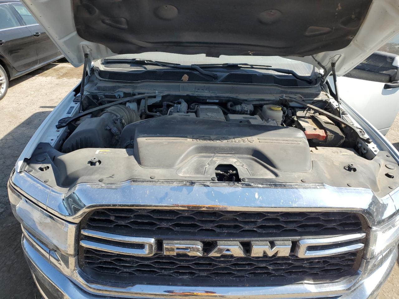2022 RAM 3500 - Image 11