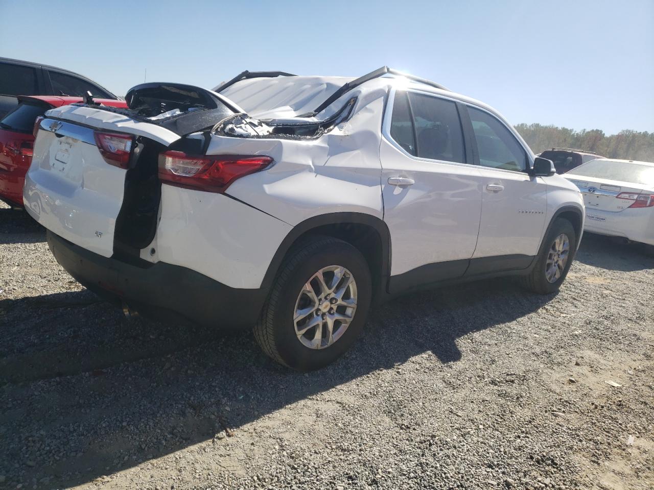 2020 Chevrolet Traverse - Image 3