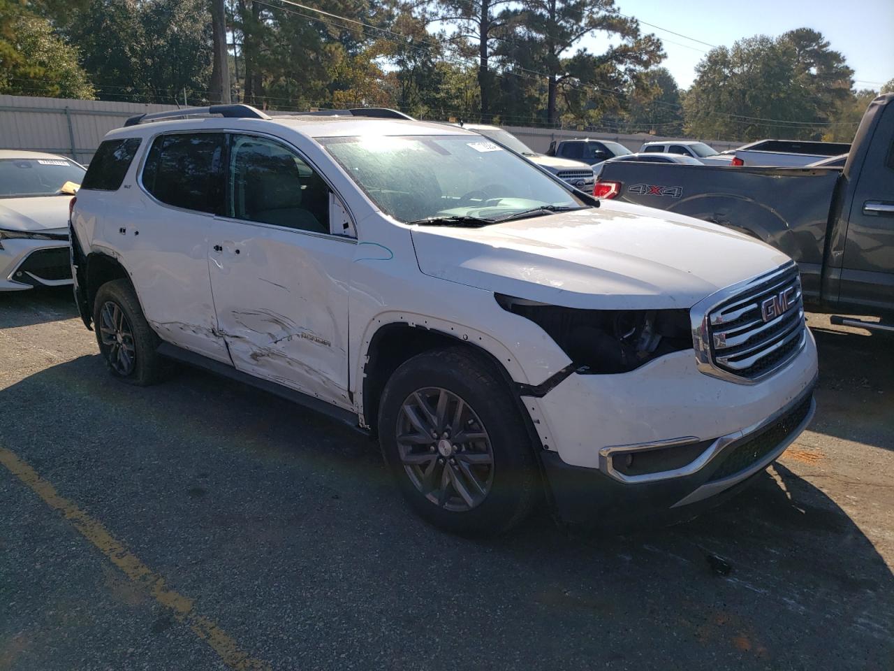 2018 GMC Acadia - Image 4