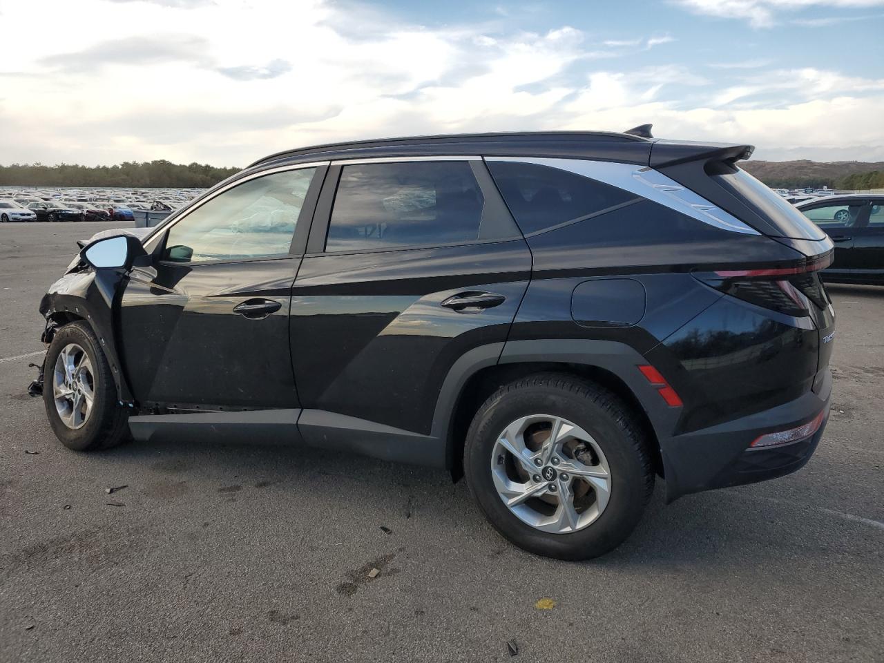 2023 Hyundai Tucson - Image 2