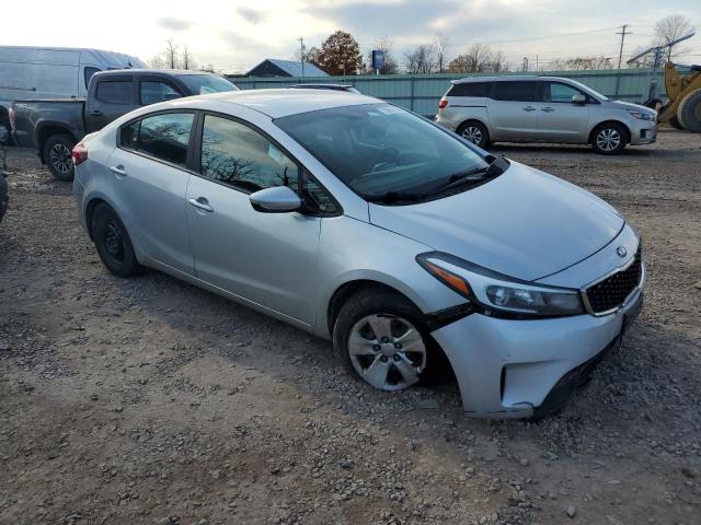  KIA FORTE 2018 Серебристый