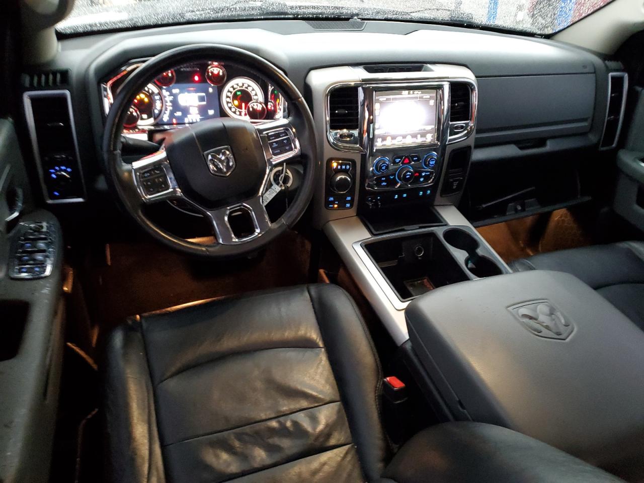 2014 RAM 1500 - Image 8