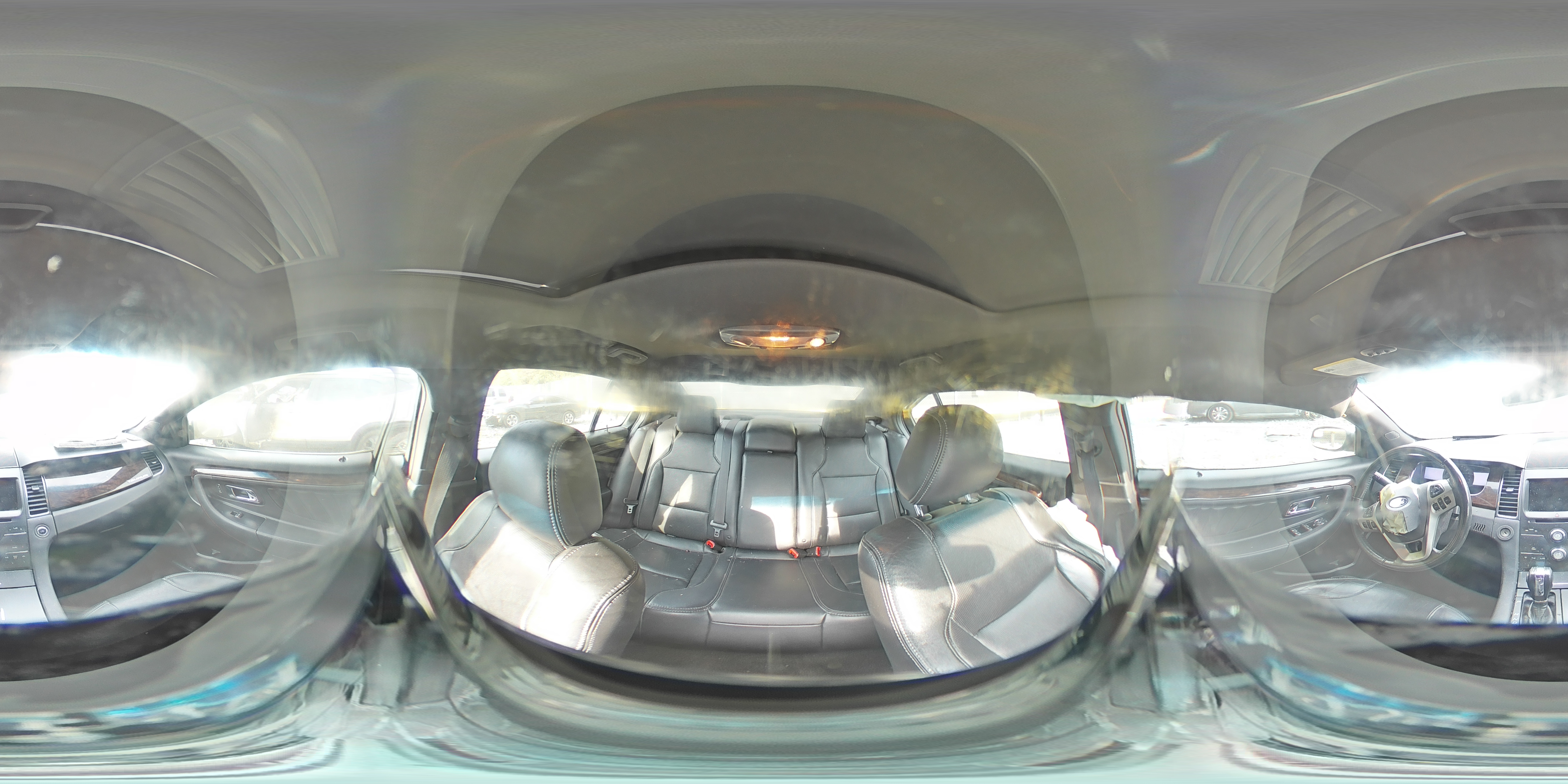 2013 Ford Taurus - Image 12