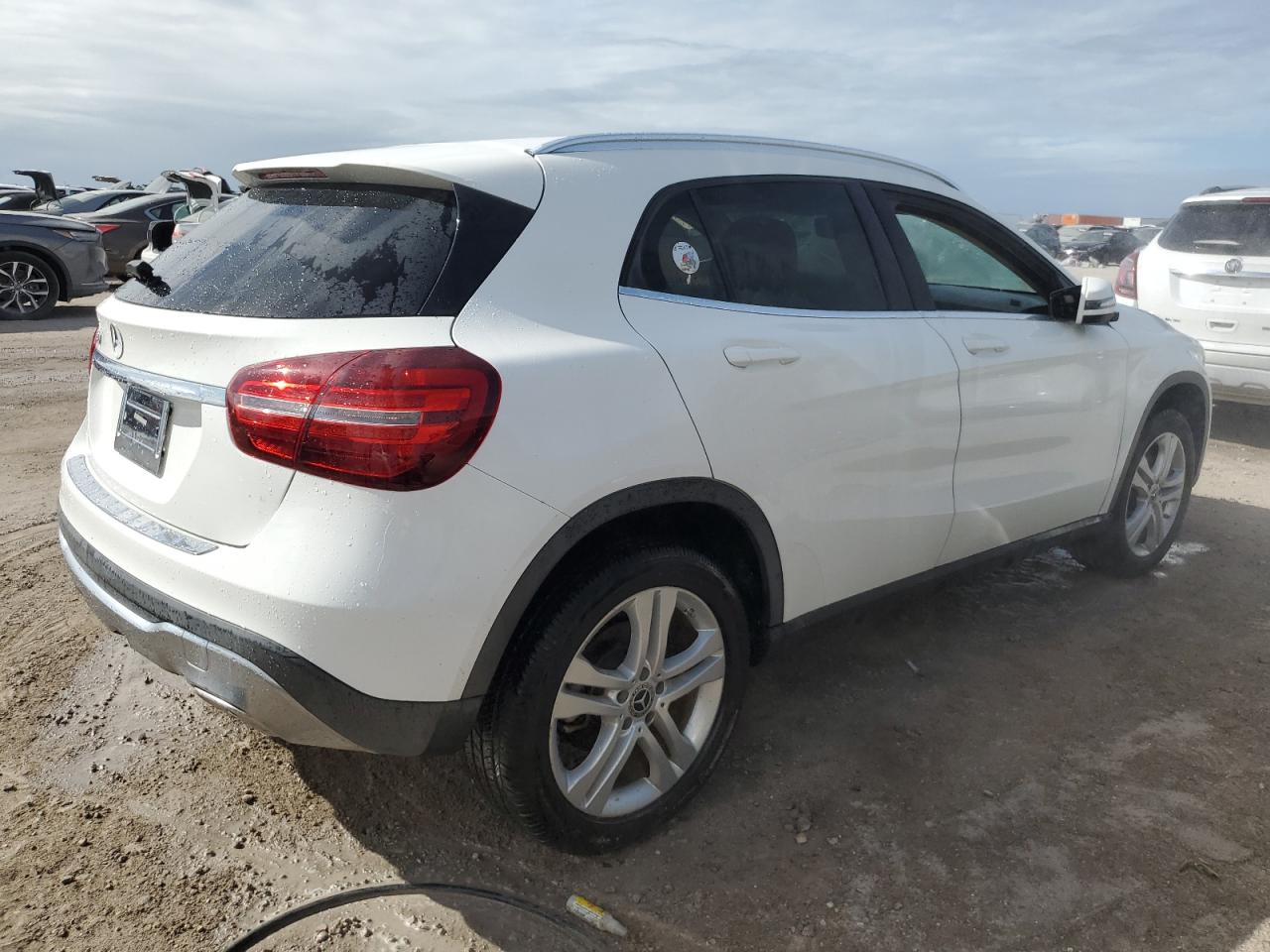 2020 Mercedes-Benz GLA-klasse - Image 3