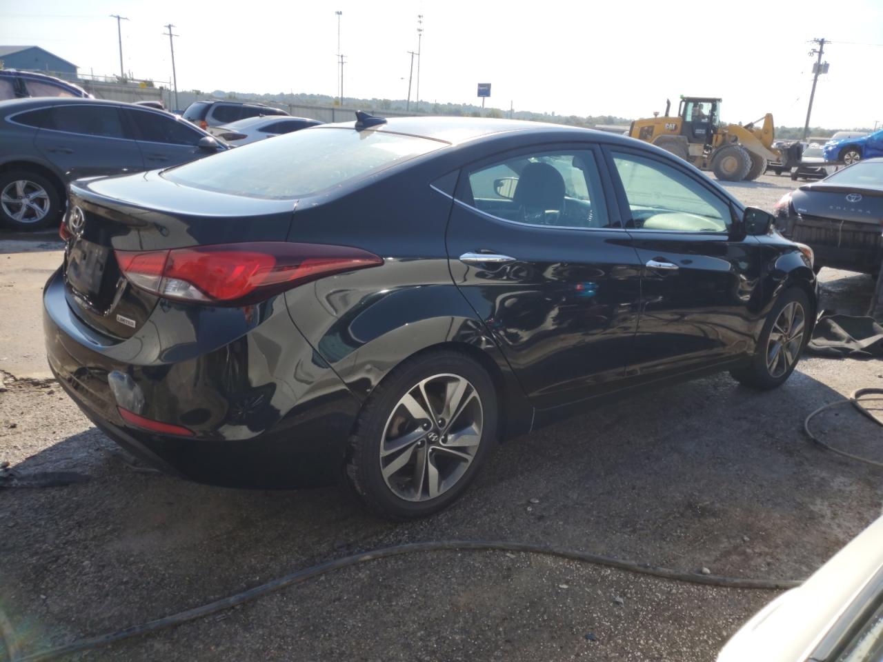 2014 Hyundai Elantra - Image 3