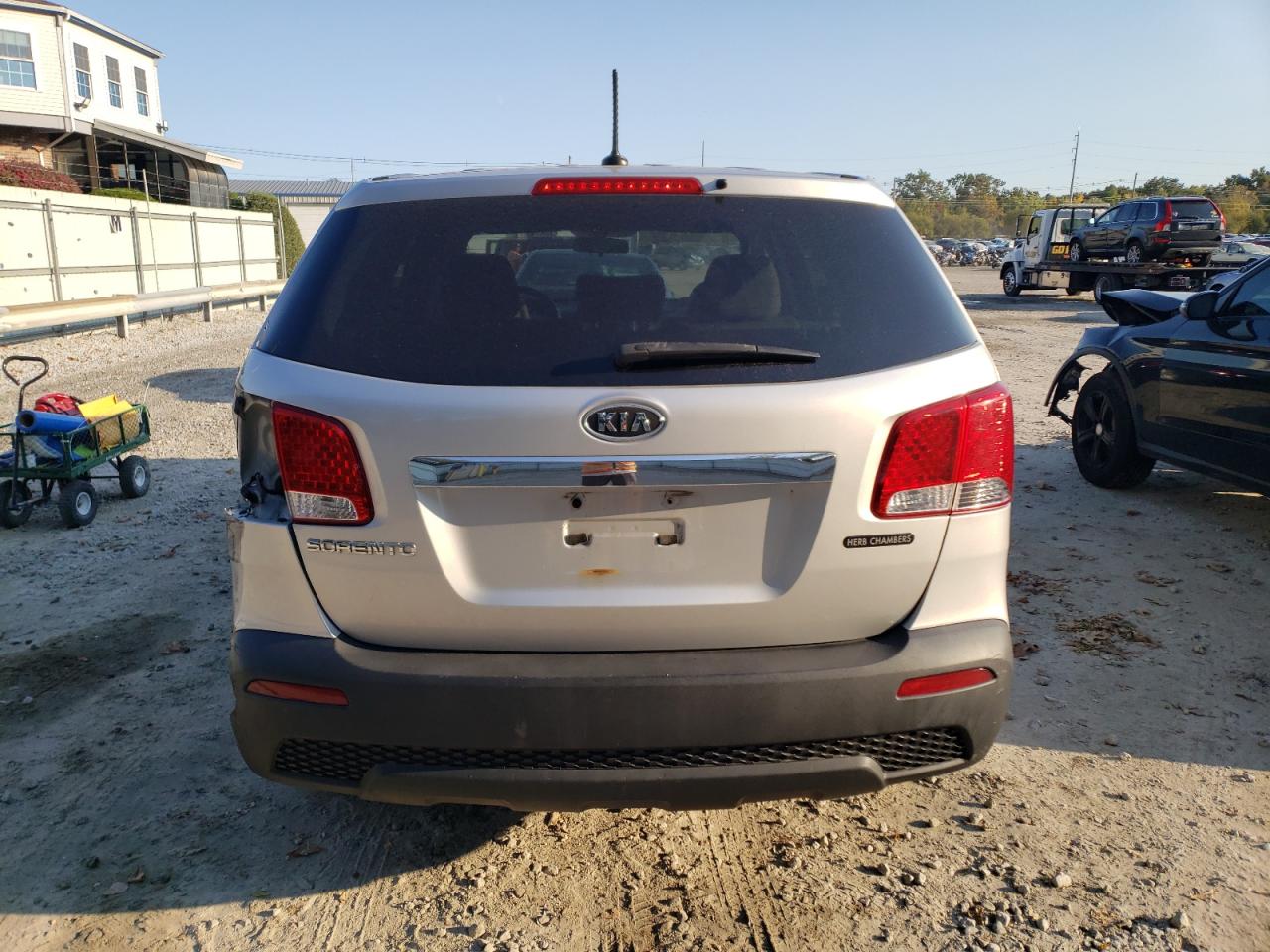 2011 Kia Sorento Base VIN: 5XYKT3A11BG084271 Lot: 76048184