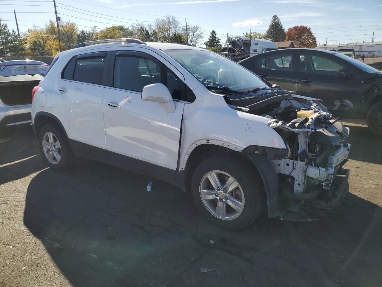 VIN 3GNCJPSB6GL186634 2016 CHEVROLET TRAX no.4