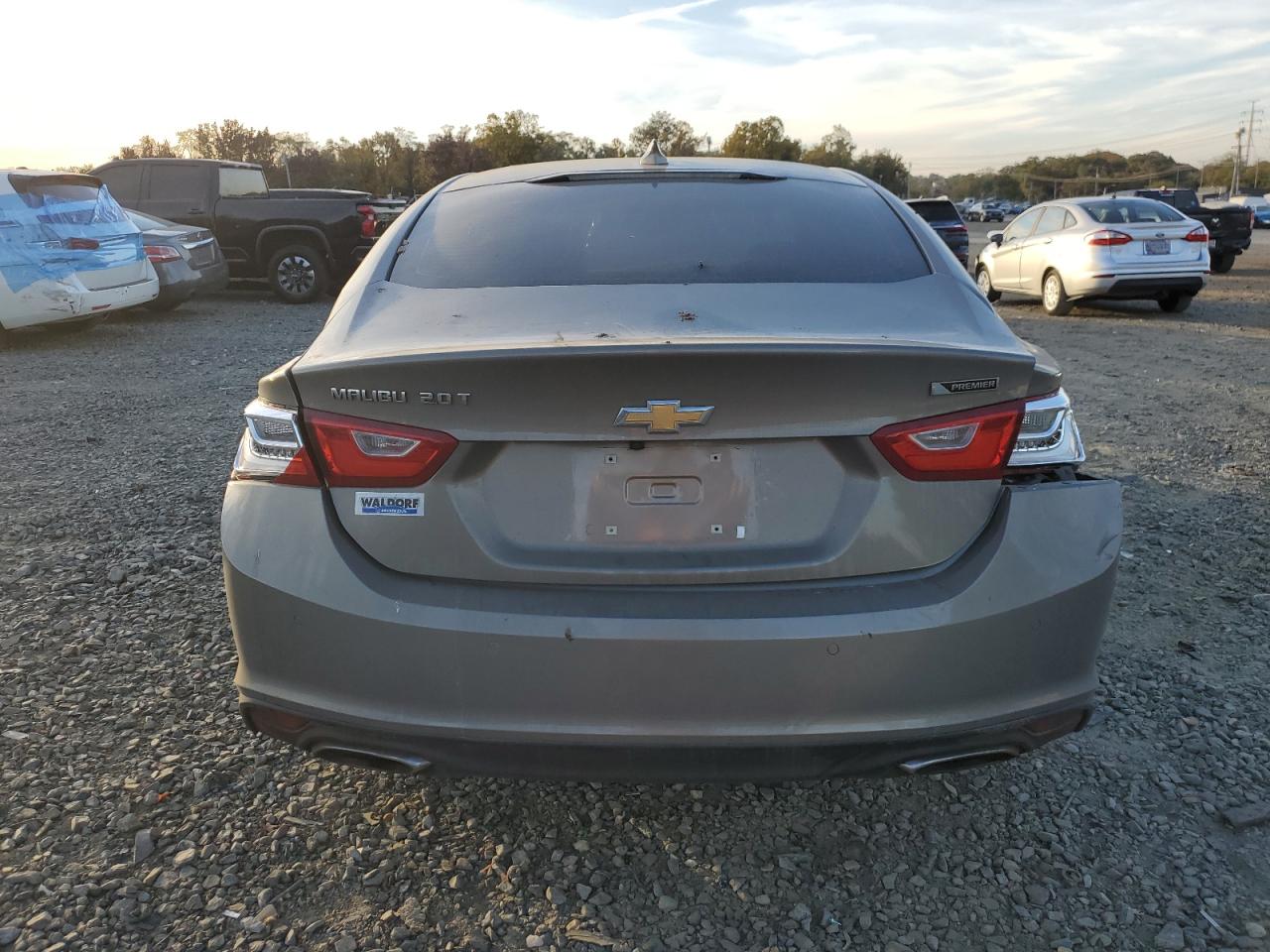 2017 Chevrolet Malibu - Image 6