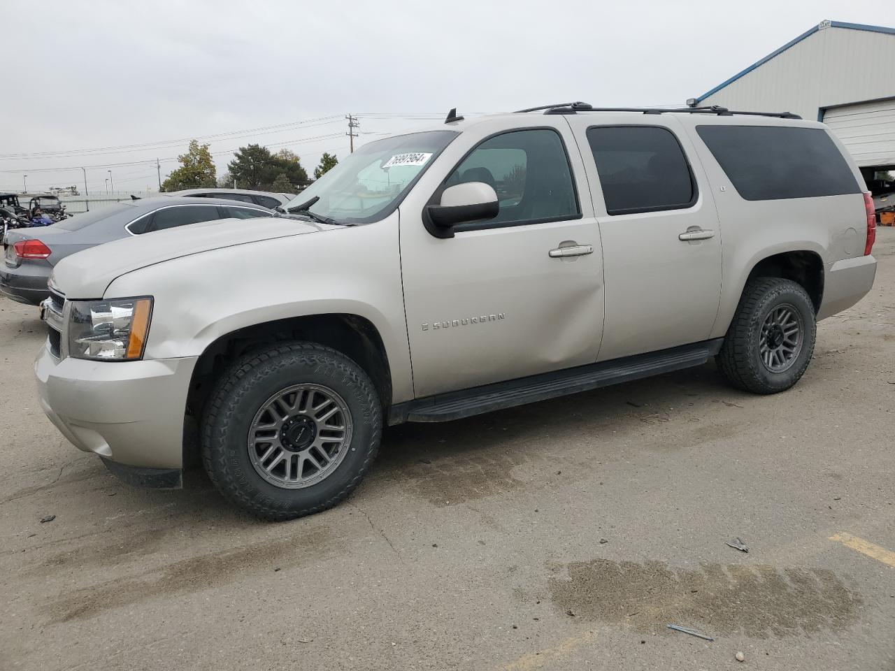 2009 Chevrolet Suburban - Image 1