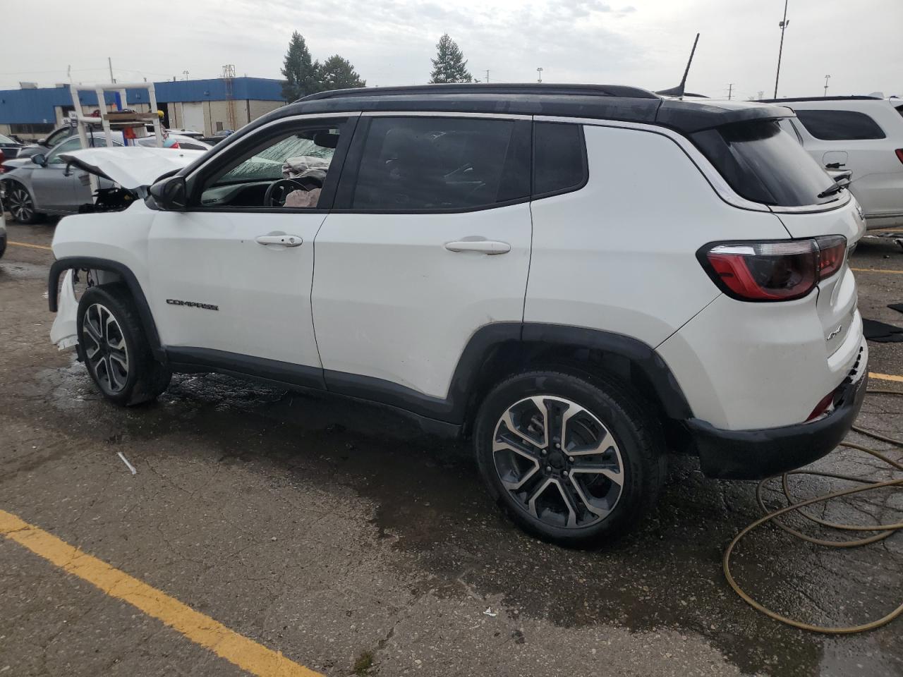 2022 Jeep Compass - Image 2