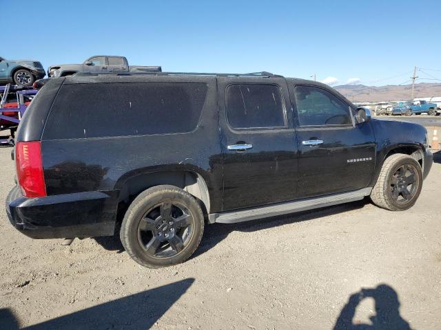 Parquets CHEVROLET SUBURBAN 2013 Czarny