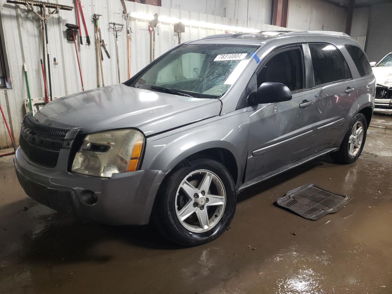 2005 Chevrolet Equinox - Image 1
