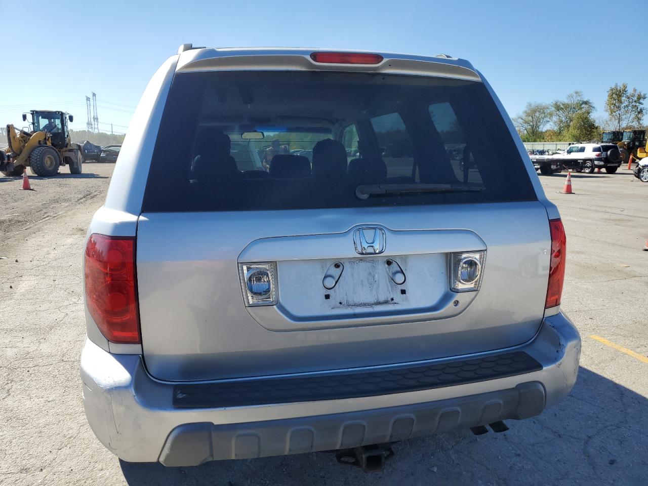 2004 Honda Pilot Exl VIN: 2HKYF18784H610424 Lot: 74364044