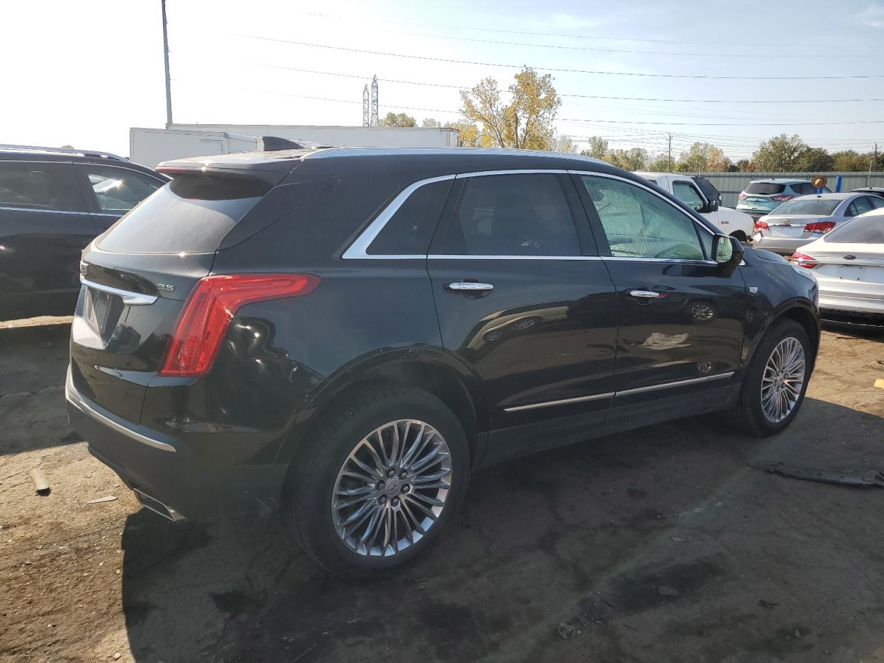2018 Cadillac XT5 - Image 3
