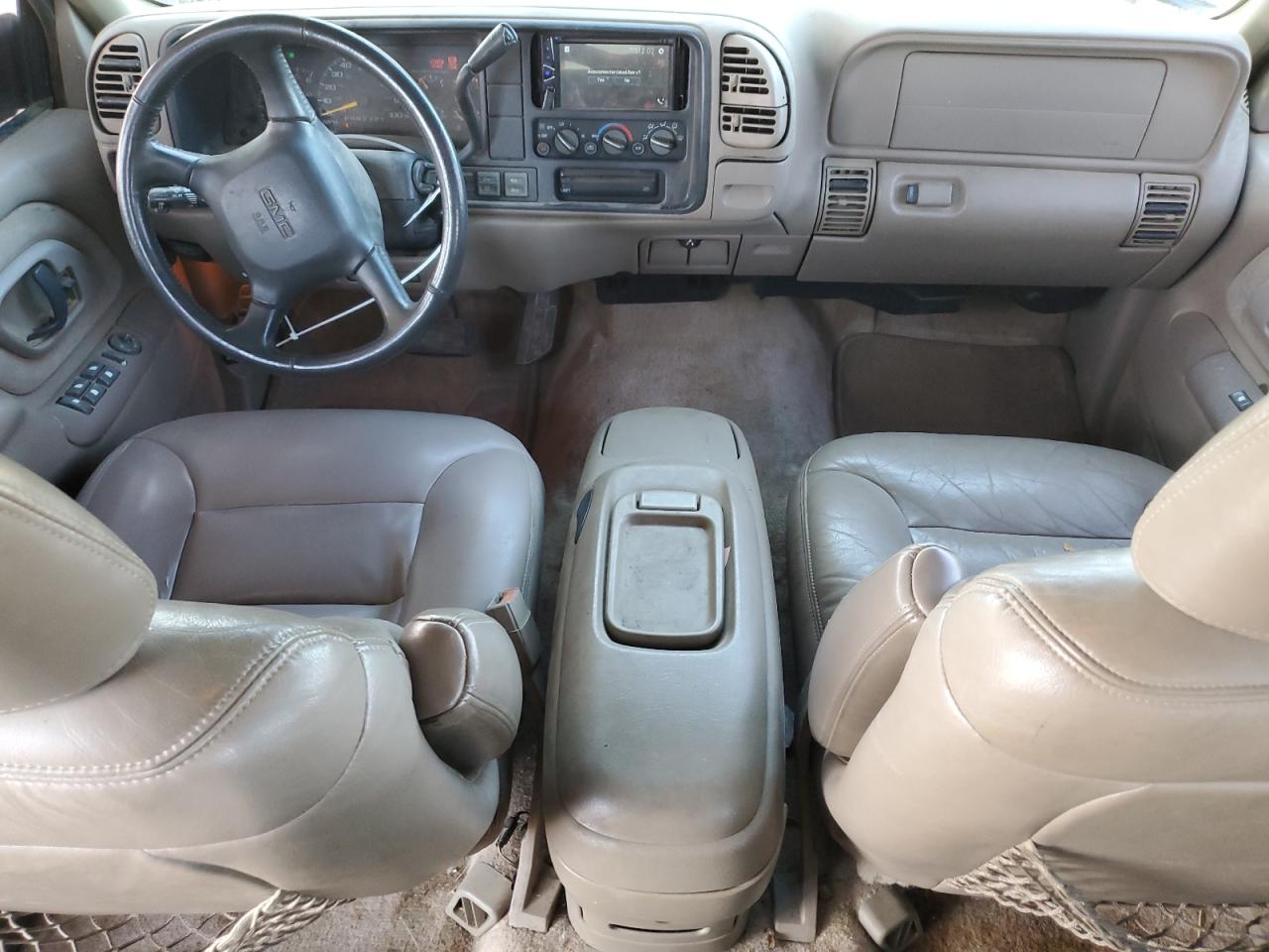 1999 GMC Yukon VIN: 1GKEK13RXXJ730202 Lot: 73236834