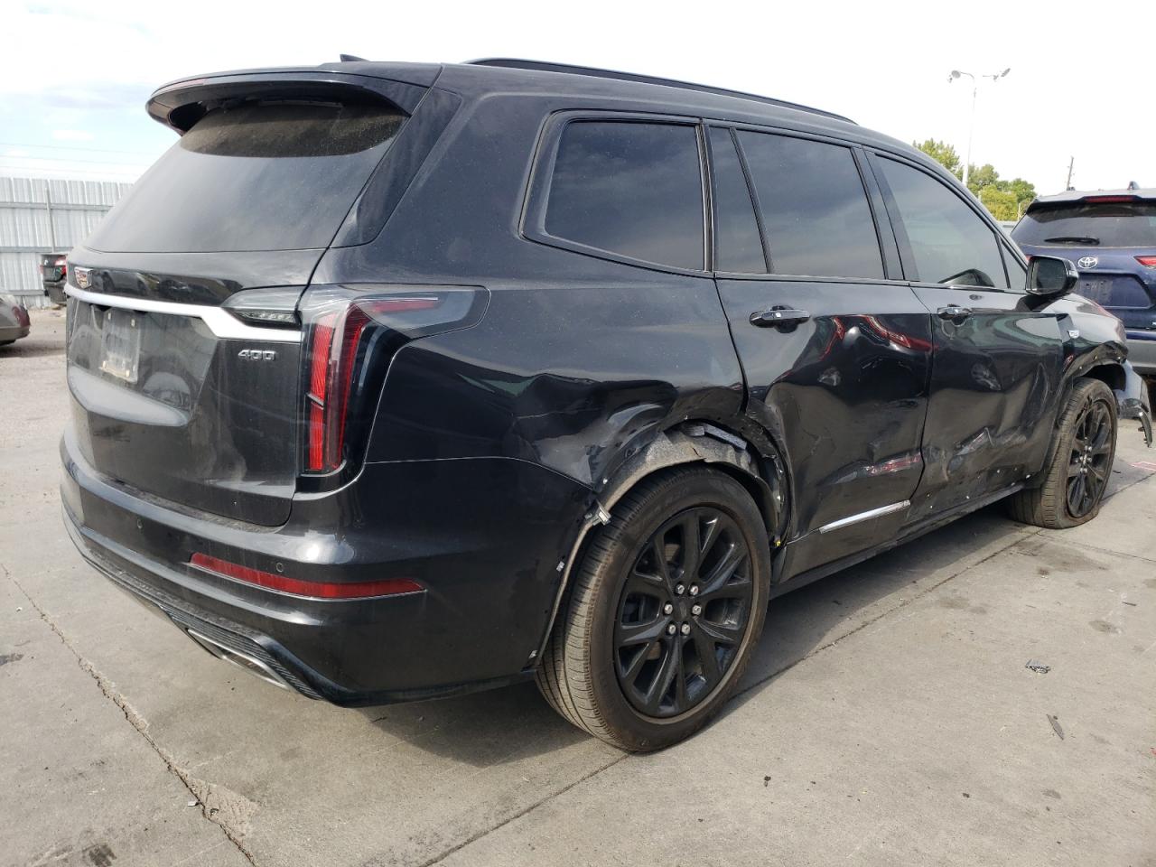 2020 Cadillac XT6 - Image 3