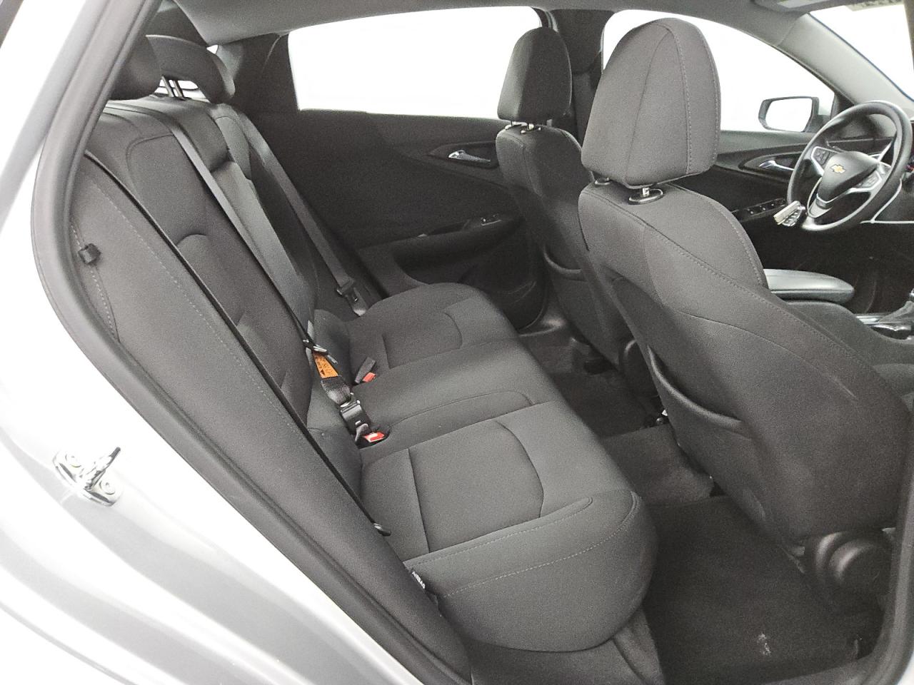 2022 Chevrolet Malibu - Image 10