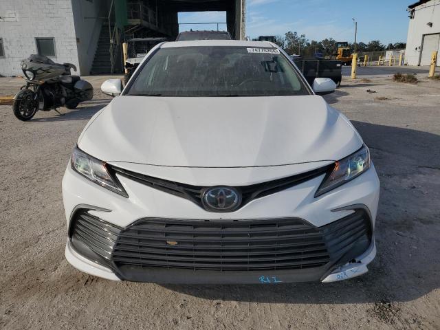  TOYOTA CAMRY 2023 Biały