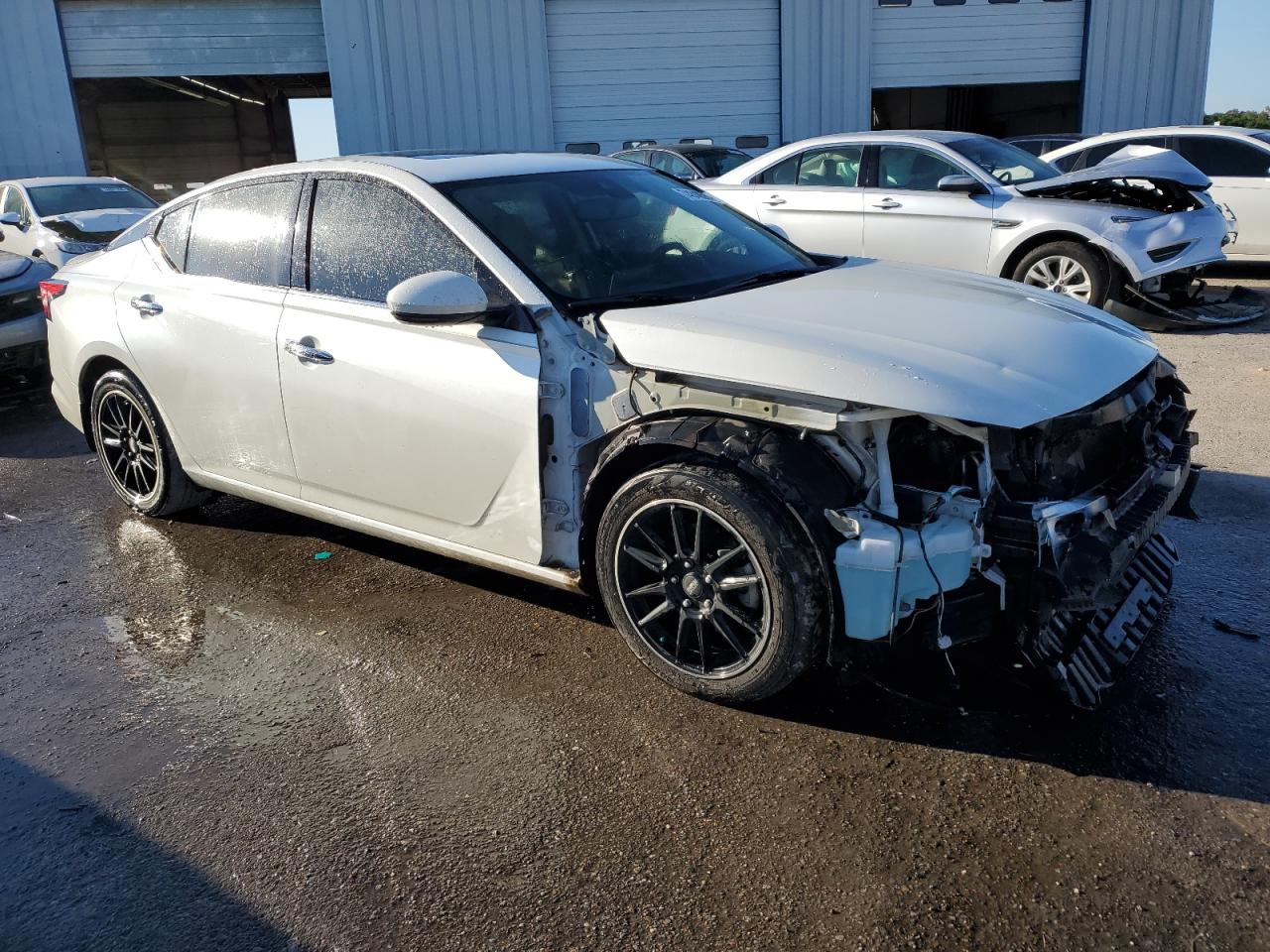 2019 Nissan Altima - Image 4