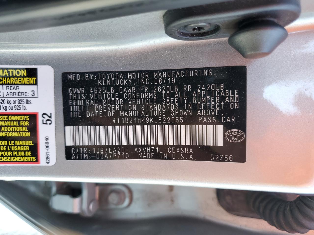 2019 Toyota Camry - Image 13