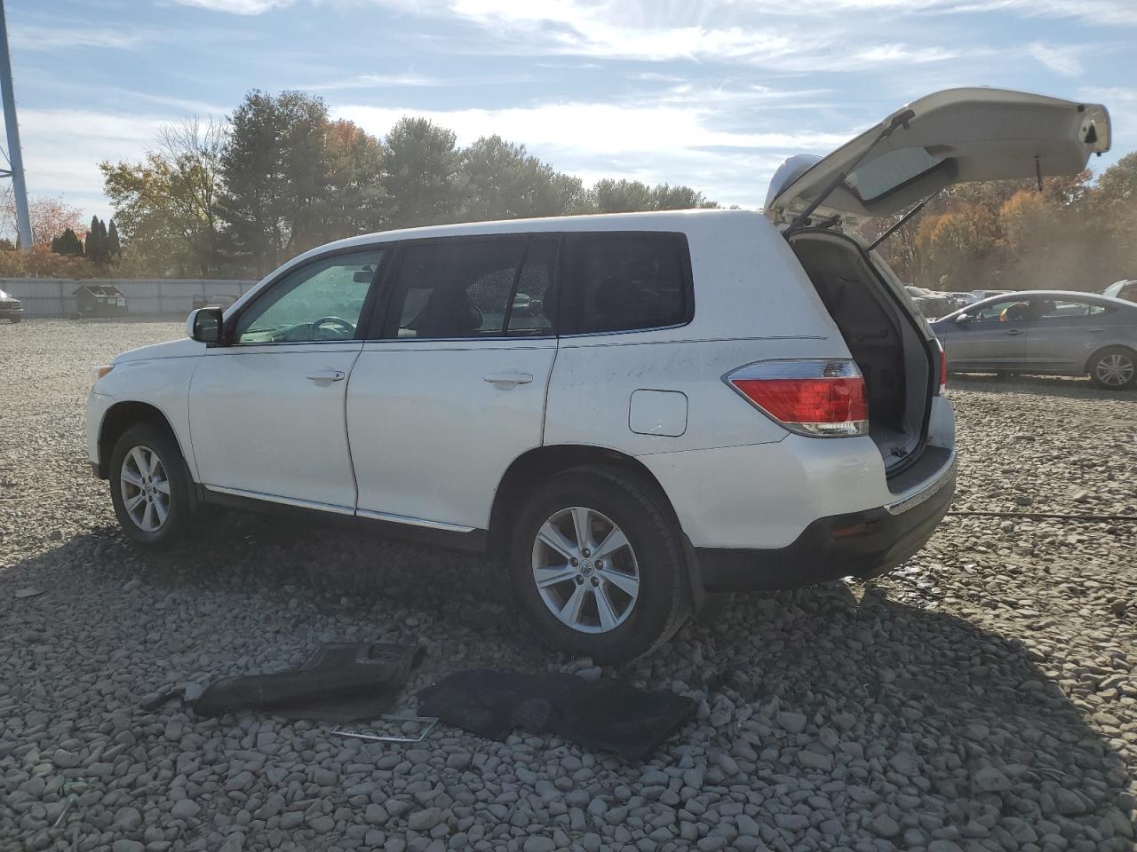 2012 Toyota Highlander Base VIN: 5TDBK3EH9CS143761 Lot: 76570924