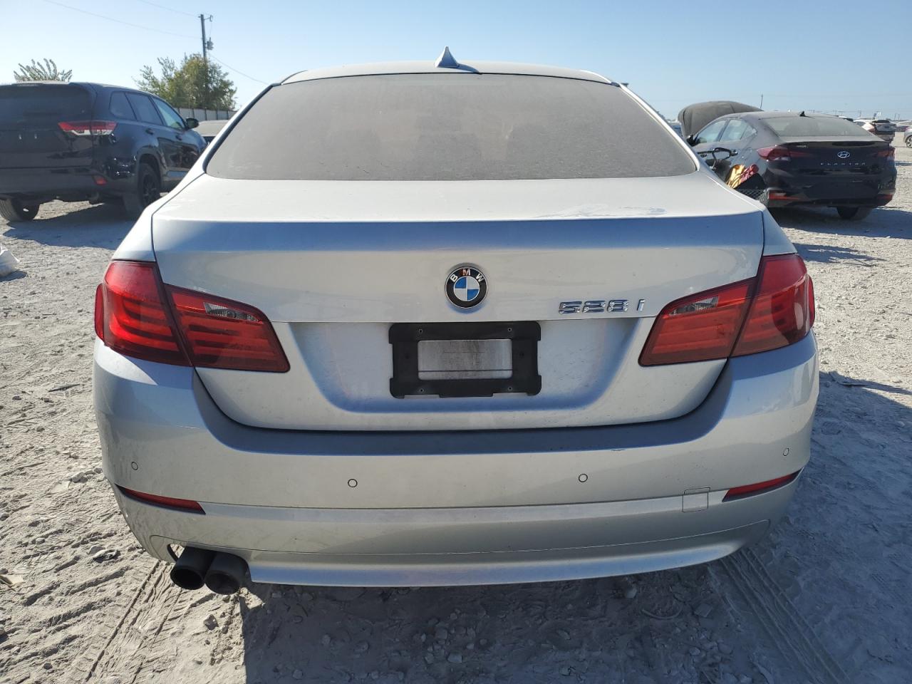 WBAXG5C55CDX05045 2012 BMW 528 I